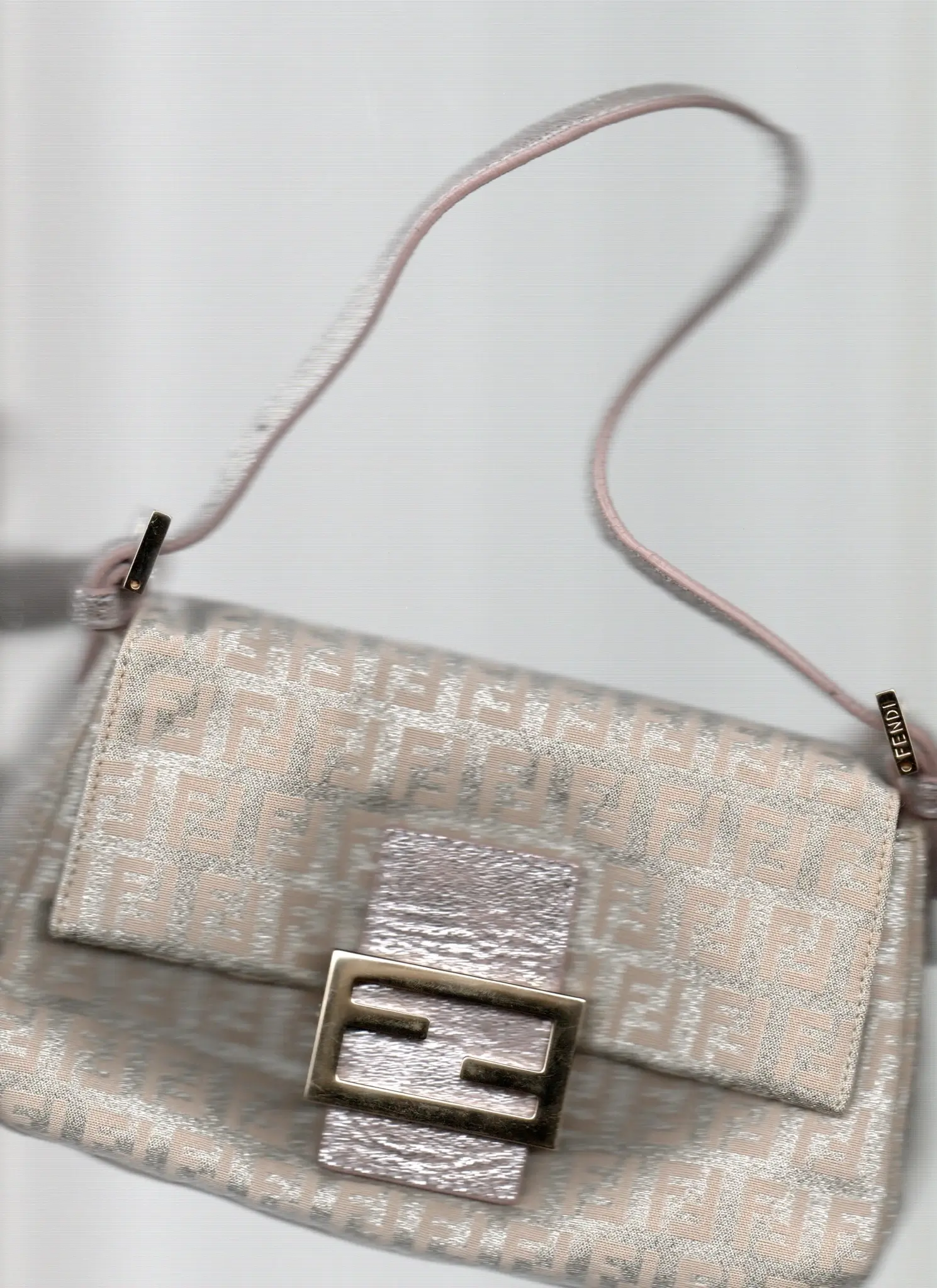 Silk Marseille image 4